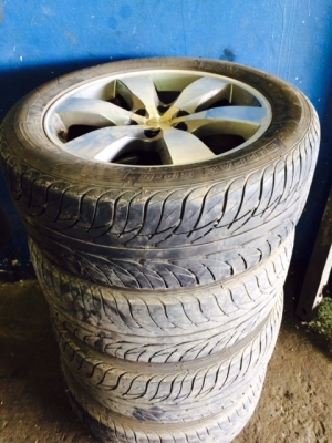 ขายแม็กขอบ 20 นิ้วพร้อมยาง ยาง265/50r20 ราคาถูก ครับแม็กไม่มีรอยแตกหรือดุ้งครับ ขายแม็กขอบ 20 นิ้วพร้อมยาง ยาง265/50r20 ราคาถูก ครับแม็กไม่มีรอยแตกหรือดุ้งครับ