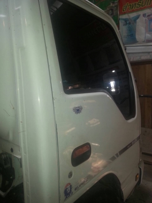 ขายรถ 6 ล้อดัมพ์เครน อีซูซุ NPR 130 แรง เครนยูนิค 2.5 ตัน ปี 50 สภาพเดิมดี สนใจติดต่อได้ที่ 081-9420141 ,  081-5715326