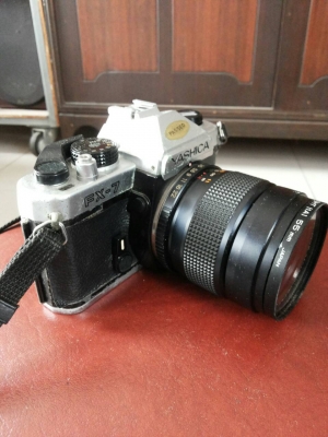 กล้อง yashica  สภาพดี ชัตเตอร์ค้าง ซ่อมได้