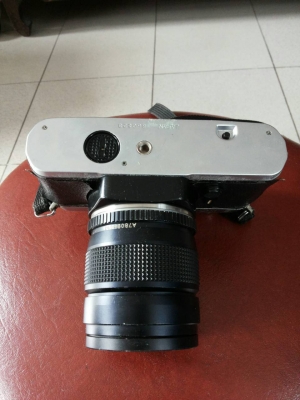 กล้อง yashica  สภาพดี ชัตเตอร์ค้าง ซ่อมได้