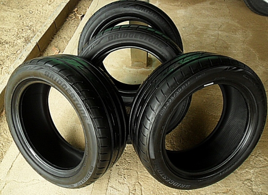 ยางขอบ17  บริดสโตน 225-50-R17ลงพื้นปี15 คู่ละ2700