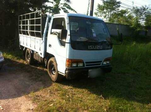 อีซูสุ4ล้อ 88 แรงม้า (รถห่างแท้)'รถสวยมาก  พร้อมใช้งาน  เล่มติดมือ..