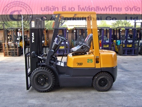ขาย รถโฟล์คลิฟท์ TCM รุ่น FD25Z5