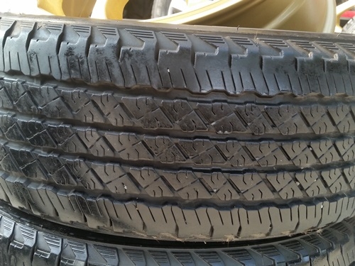 ขายล้อRS ขอบ18 6รู หน้า8หลัง9 ET20พร้อมยาง  4 ล้อ