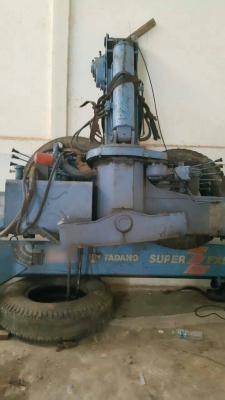 ขายเครนทาดาโน่ Super Z FX 5 ตัน ท้องวี 4 ปอก. 3 ชัก สภาพเดิมดี สนใจติดต่อได้ที่ 081-9420141 ,  081-5715326