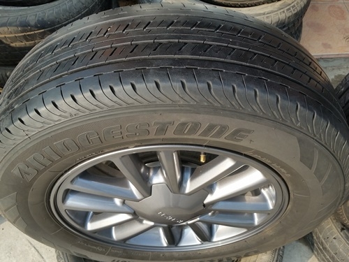 ขายล้อแม็กISUZU X-SERIES 16(สีกัล) ยาง215/65/16 ปี15  4 ล้อ