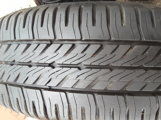 ล้อ honda jazz ขอบ 15 4รู 100 พร้อมยาง 175 65 15 ปี 15 ชุดล่ะ 9500