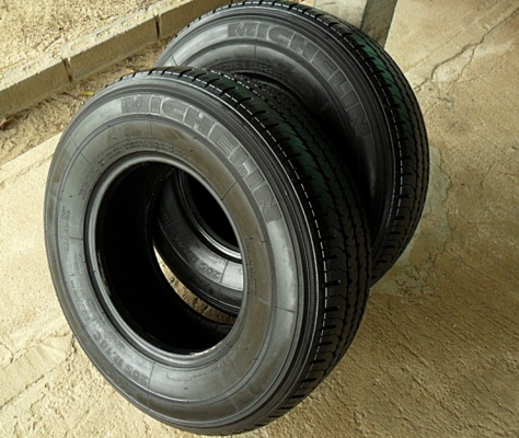 ยางกระบะบรรทุกหนักมาก ขอบ14 มิชลินXCD 205 R14 ลงพื้นปี14(2เส้น3,200)