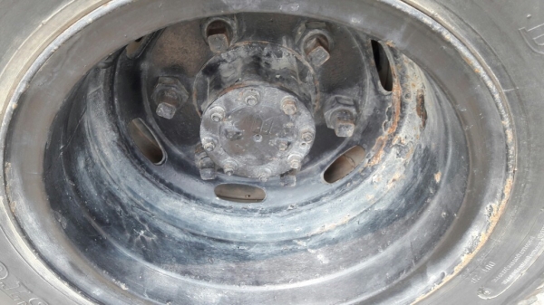 รถบรรทุกน้ำ ISUZU NPR 115 แรงม้า  4 สูบ ถังเหล็กจุน้ำ 7,000 ลิตร มีภาพวีดีโอประกอบด้วย