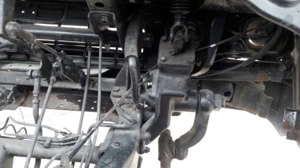 รถบรรทุกน้ำ ISUZU NPR 115 แรงม้า  4 สูบ ถังเหล็กจุน้ำ 7,000 ลิตร มีภาพวีดีโอประกอบด้วย