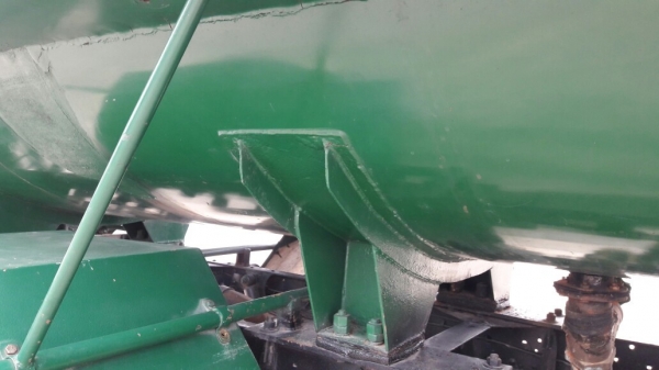 รถบรรทุกน้ำ ISUZU NPR 115 แรงม้า  4 สูบ ถังเหล็กจุน้ำ 7,000 ลิตร มีภาพวีดีโอประกอบด้วย