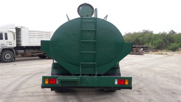 รถบรรทุกน้ำ ISUZU NPR 115 แรงม้า  4 สูบ ถังเหล็กจุน้ำ 7,000 ลิตร มีภาพวีดีโอประกอบด้วย