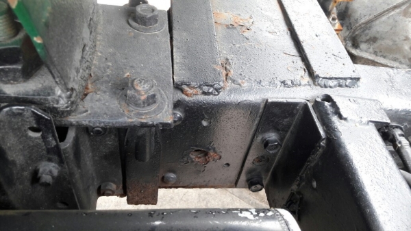 รถบรรทุกน้ำ ISUZU NPR 115 แรงม้า  4 สูบ ถังเหล็กจุน้ำ 7,000 ลิตร มีภาพวีดีโอประกอบด้วย