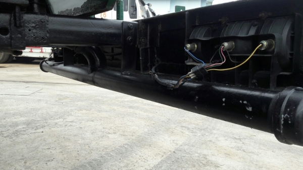 รถบรรทุกน้ำ ISUZU NPR 115 แรงม้า  4 สูบ ถังเหล็กจุน้ำ 7,000 ลิตร มีภาพวีดีโอประกอบด้วย