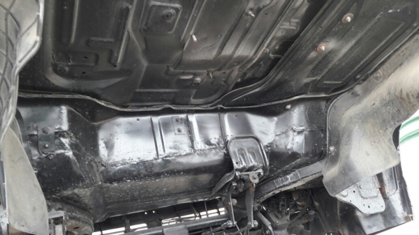 รถบรรทุกน้ำ ISUZU NPR 115 แรงม้า  4 สูบ ถังเหล็กจุน้ำ 7,000 ลิตร มีภาพวีดีโอประกอบด้วย