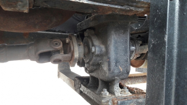 รถบรรทุกน้ำ ISUZU NPR 115 แรงม้า  4 สูบ ถังเหล็กจุน้ำ 7,000 ลิตร มีภาพวีดีโอประกอบด้วย