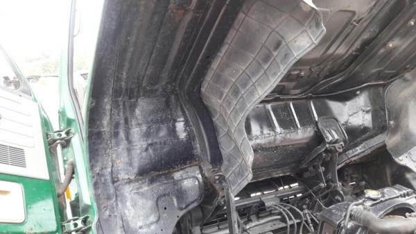 รถบรรทุกน้ำ ISUZU NPR 115 แรงม้า  4 สูบ ถังเหล็กจุน้ำ 7,000 ลิตร มีภาพวีดีโอประกอบด้วย