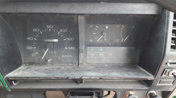 รถบรรทุกน้ำ ISUZU NPR 115 แรงม้า  4 สูบ ถังเหล็กจุน้ำ 7,000 ลิตร มีภาพวีดีโอประกอบด้วย