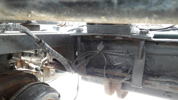 รถบรรทุกน้ำ ISUZU NPR 115 แรงม้า  4 สูบ ถังเหล็กจุน้ำ 7,000 ลิตร มีภาพวีดีโอประกอบด้วย