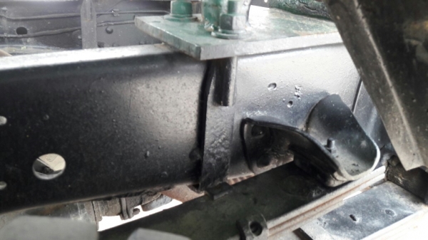 รถบรรทุกน้ำ ISUZU NPR 115 แรงม้า  4 สูบ ถังเหล็กจุน้ำ 7,000 ลิตร มีภาพวีดีโอประกอบด้วย