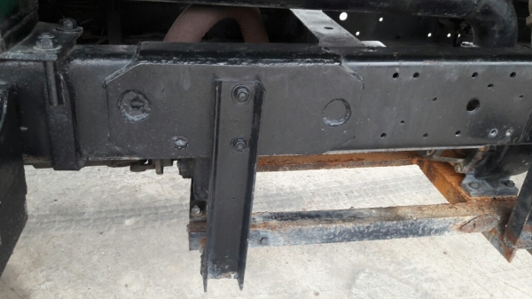 รถบรรทุกน้ำ ISUZU NPR 115 แรงม้า  4 สูบ ถังเหล็กจุน้ำ 7,000 ลิตร มีภาพวีดีโอประกอบด้วย