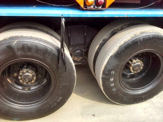 ขาย HINO FN227แม่ลูกดั้มเครื่องem100โบอินเตอร์เกียอิตั้น(หลุดมัดจำ) แม่750000ลูก350000