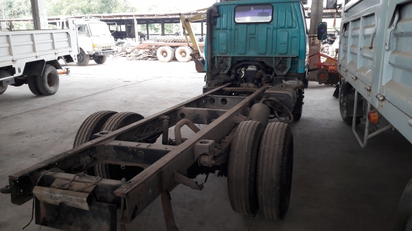 Hino Mro31B เครื่อง 136 แรงม้า หัวลากคัสซีสวยๆ ทะเบียนเต็ม ยางดี แอร์เย็น ทะเบียนพร้อมโอน