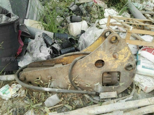 รถตักหน้า ขุดหลัง พร้อมหัวเจาะ ยี่ห้อ JCB รถตักหน้า ขุดหลัง พร้อมหัวเจาะ ยี่ห้อ JCB