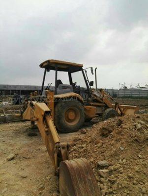 รถตักหน้า ขุดหลัง พร้อมหัวเจาะ ยี่ห้อ JCB รถตักหน้า ขุดหลัง พร้อมหัวเจาะ ยี่ห้อ JCB