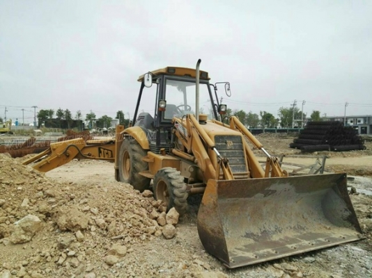 รถตักหน้า ขุดหลัง พร้อมหัวเจาะ ยี่ห้อ JCB รถตักหน้า ขุดหลัง พร้อมหัวเจาะ ยี่ห้อ JCB