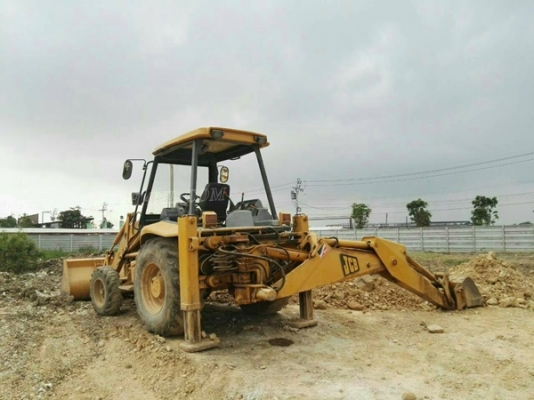 รถตักหน้า ขุดหลัง พร้อมหัวเจาะ ยี่ห้อ JCB รถตักหน้า ขุดหลัง พร้อมหัวเจาะ ยี่ห้อ JCB
