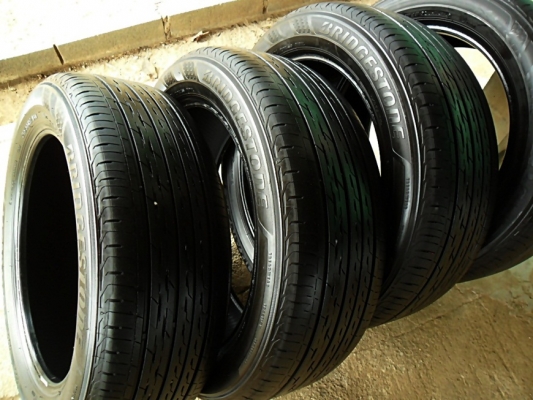 ยาง17 บริดสโตน 215-55-R17ลงพื้นปลายปี14 (4เส้น4,600)