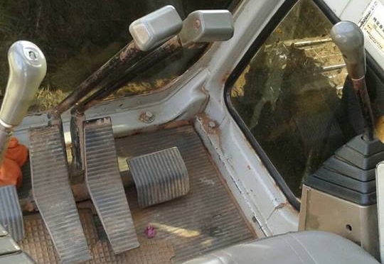 **720,000 บ.ต่อรอง/// แบคโฮ KOBELCO SK120 MARK (3) ไฟฟ้าครบ เต็ม เครื่อง/ปั้ม เดิม ไม่โหลด เอวแน่น บูมอาร์มสวย มีปะ1จุด ช่วงล่าง75\% บอดี้สวย ครบ พร้อมใช้ เอกสารอินวอย **ขาย KOBELCO MARK-3 SK120 แบคโฮยอดนิยม เครื่อง/ปั้มเดิม ไฟฟ้าครบ ช่วงล่างแน่น บอดี้ทรง **720,000 บ.ต่อรอง/// แบคโฮ KOBELCO SK120 MARK (3) ไฟฟ้าครบ เต็ม เครื่อง/ปั้ม เดิม ไม่โหลด เอวแน่น บูมอาร์มสวย มีปะ1จุด ช่วงล่าง75\% บอดี้สวย ครบ พร้อมใช้ เอกสารอินวอย **ขาย KOBELCO MARK-3 SK120 แบคโฮยอดนิยม เครื่อง/ปั้มเดิม ไฟฟ้าครบ ช่วงล่างแน่น บอดี้ทรง