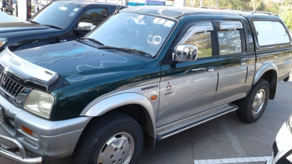 รถบ้านอาจารย์เทคนิคครับ อัพเดตภาพแล้วครับ รถบางทั้งคัน เกียร์โฟร์ไช้ได้ ไม่เคยลุย