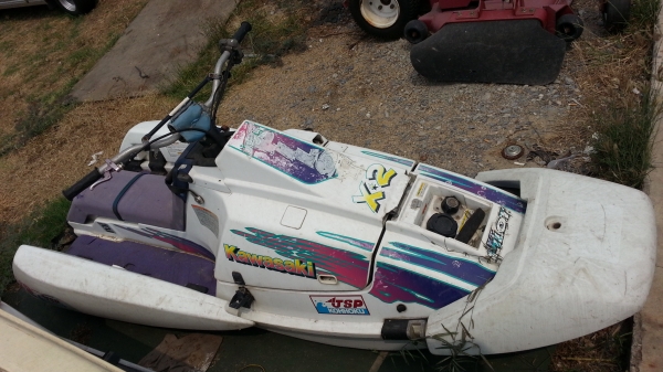 ขายเจ็ตสกี kawasaki x2 มีทุ่นข้าง ยกเครื่องใส่ซิ่งได้เลย ขายเจ็ตสกี kawasaki x2 มีทุ่นข้าง ยกเครื่องใส่ซิ่งได้เลย