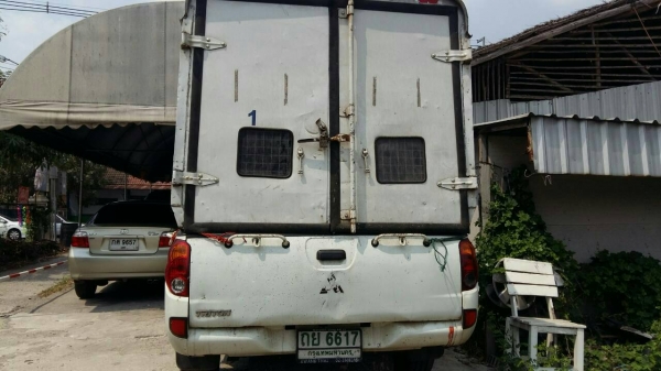 **ขายรถครับ** mitsubishi triton cng