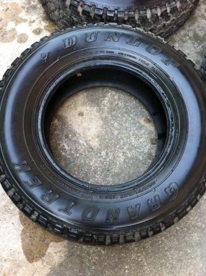 ขายยาง DUNLOP 23570R15 ยางปี 12 ดอกยังใช้ได้ 5-7 มิล ขายยาง DUNLOP 23570R15 ยางปี 12 ดอกยังใช้ได้ 5-7 มิล