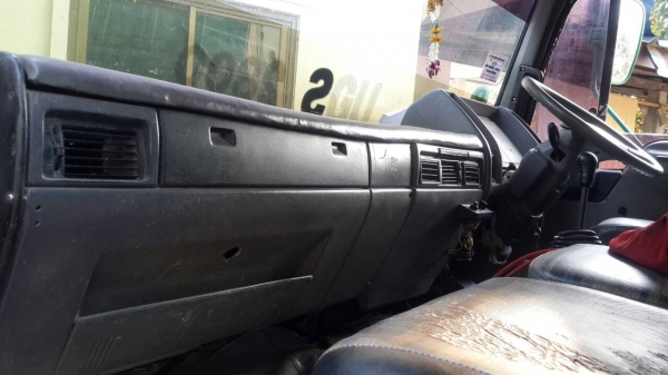 ฝากขาย สิบล้อ ฮีโน่ FM3M 240ปี43ดั้มมีเนียม"มีระบบลากจูง" สภาพดีสวยเดิมๆพร้อมใช้งาน ทะเบียนพร้อมโอน