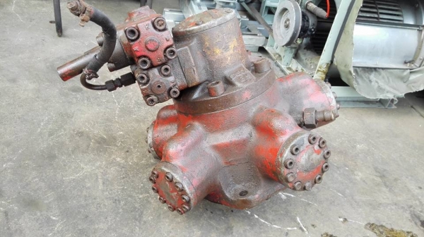 === Sold === ปั้มห้าดาว KAWASAKI Made in Japan เบอร์ 5 สภาพสวย เดิมๆหมุนนิ่มพร้อมใช้งาน.