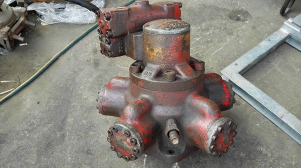 === Sold === ปั้มห้าดาว KAWASAKI Made in Japan เบอร์ 5 สภาพสวย เดิมๆหมุนนิ่มพร้อมใช้งาน.