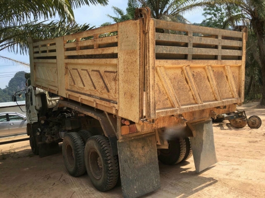 รถอีซุซุ 10 ล้อดั้ม FXZ 270 แรงม้า ปี 50. ( รถวิ่ง 15x,xxx กม. )    สนใจติดต่อ  081 - 6079515