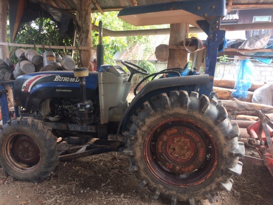 รถไถยูโร55diถูกๆพร้อมใช้งาน รถไถยูโร55diถูกๆพร้อมใช้งาน