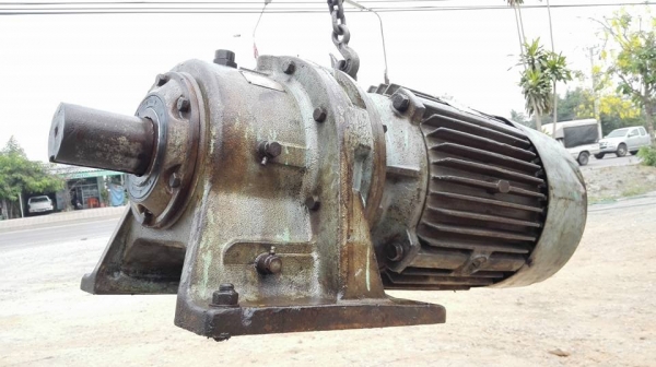Sell>> มอเตอร์เกียร์ Sumitomo Cyclo Drive 25 HP. 380V. ทด 1:21 เพลาออกประมาณ 70 RPM. วิ่งเงียบพร้อมใช้งาน!! (สีเดิมๆไม่ทำสี)
