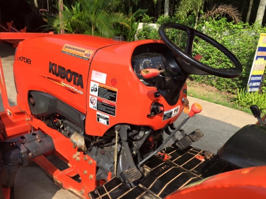 ขายรถไถ Kubota L4708(4WD) พร้อมใบมีดและผานพรวนLCSใหม่ 24x6 รถไร่ เดิมๆ พร้อมใช้งาน