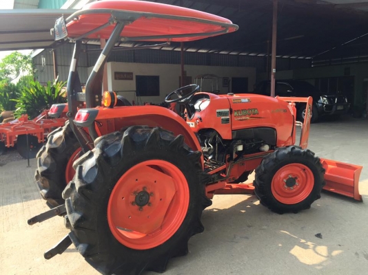 ขายรถไถ Kubota L4708(4WD) พร้อมใบมีดและผานพรวนLCSใหม่ 24x6 รถไร่ เดิมๆ พร้อมใช้งาน ขายรถไถ Kubota L4708(4WD) พร้อมใบมีดและผานพรวนLCSใหม่ 24x6 รถไร่ เดิมๆ พร้อมใช้งาน