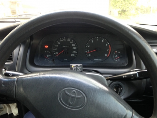 Toyota corolla รุ่น 1.6 GXI ( เกียร์ออโต้ ) ท้อป 3 ห่วง