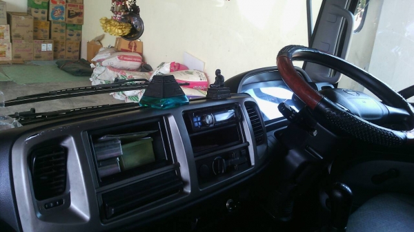 ฮีโน่ 175ืแรง  รถสวยๆ  ใช้งานตัวเอง  ราคา 950,000  บาท