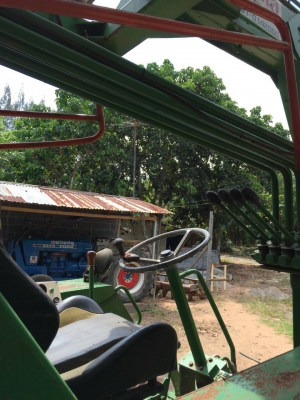 ขออนุญาติขายรถคีบอ้อยฟอรดเพลาเดียวเอกสารเล่มพร้อมโอน ราคา  680000  สนใจติดต่อ  0853224877-=0988930465