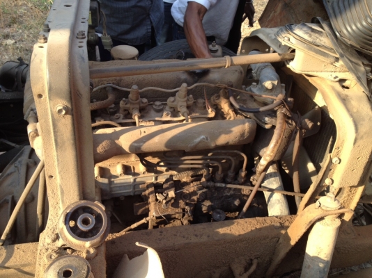 ขายด่วน6ล้อ TOYOTA DYNA BU87สภาพพร้อมใช้งานคัชชีสวยไม่ผุไม่มีแผลแตกยางพอใช้งานเอกสารเล่มพร้อมโน