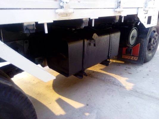 หกล้อช่วงสั้น 88 แรงม้ารถห้างแท้พร้อมใช้งานครับ(มีเงินดาวน์100,000รับรถได้เลยครับงวด5,xxx)